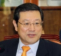 "이슬람채권 비과세, 원점에서 검토할 것"