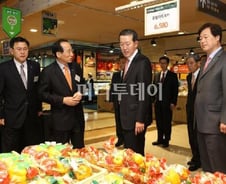 재계수장 허창수 GS그룹회장, 건강비결은 '걷기'