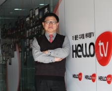 "테마파크처럼 골라볼 수 있는 TV 만들 것"