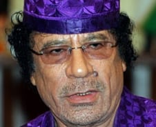 카다피 "나는 지금 리비아에 있다"