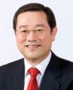 이용섭 "정운찬, 초과이익공유제 현실성 없어"