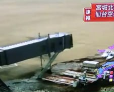 [동영상]日대지진, 센다이공항에 밀려든 쓰나미