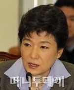신공항 백지화…정치권, '박근혜의 입'에 주목