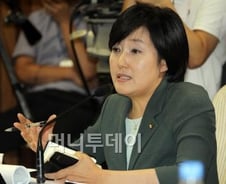 박영선 "6월 국회서 반값 등록금 해결"