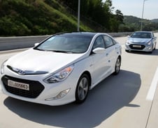 [시승기]쏘나타 하이브리드 "자연을 선물하다"