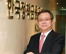 유재한 사장은..'금융정책통+ 민간CEO'