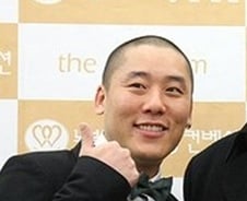 '외압논란' 성민 "쌍둥이 유산이라네요, 아.."