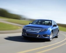 [시승기]美판매 3위 포드 '퓨전' 주행·편의성 합격