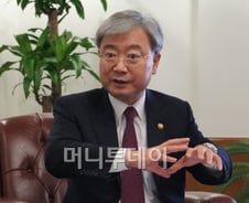 김석동, 자본시장법 재편에 올인