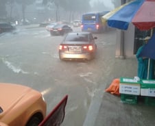 출근길 집중호우, 분당선 선릉역 '출근대란'