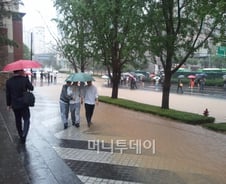 서울 경기 '물폭탄'에 출근길 몸살