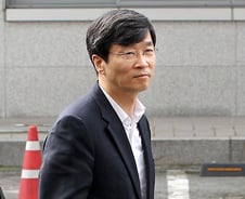 [사진]'소환임박' 곽노현 교육감, 무거운 출근길