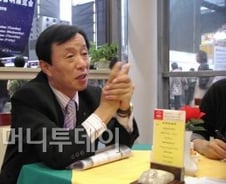 "중국 소황제들 악기 한개씩만 배워도…"