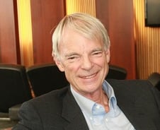 노벨상 스펜스 교수 "성장한계 그리스, 유로존 탈퇴 도와줘야"