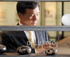 그가 전사적 금연운동을 펼치는 이유는