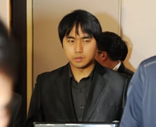 [단독]검찰 '이국철 회장 자택 압수수색'