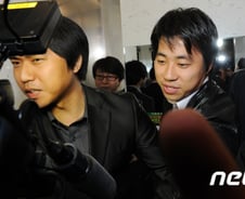 [단독]'이국철 압수수색' 취재 막는 검찰