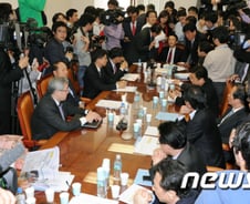 국회, 한미FTA 줄다리기···與, '명분쌓기' 언제까지