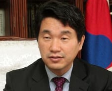 이주호 "대학구조개혁 꼭 성공, 일시적 소나기 아니다"