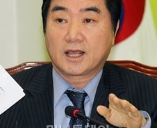 이석현 "박원순 시장 홈피 공격도 최구식 의원 비서가..."