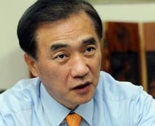 '불출마' 정장선 "누군가는 책임져야 한다고 생각했다"