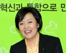 박영선 당 대표 출마 "정봉주 유죄판결, 불 당겨"