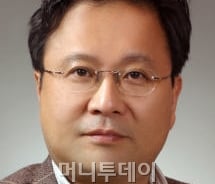 현진권 교수 "재정건전성에 우선순위 둬야"