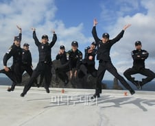 [흑룡의 해]'국토 막내' 독도 지키는 '대한민국 막내들'