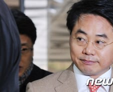 [단독]靑 민정수석실, 지난해 최시중 최측근 정용욱 조사