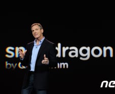 [CES2012] 폴 제이콥스 퀄컴 회장 "신흥시장 공략에 올인"