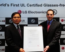 LG전자, 무안경 3D 분야 최초 UL인증 획득