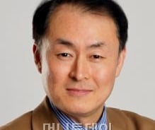 [광화문]공화당 롬니 150년전 '911' 극복할까