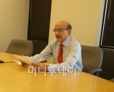[단독]노벨러스, "한국 부품협력사 8~9개로 확대"