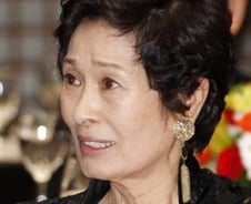 [단독]'국민엄마'  김혜자씨 5억원 세금 추징 