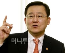 "UAE유전 본계약 체결, 정부의 '뻥튀기' 아니다"