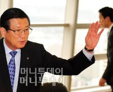 [단독]박삼구, 2200억 금호산업 유증참여·20%할증 