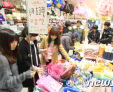 [르포] 발렌타인데이 앞둔 충장로는 지금…