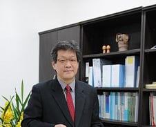 "소외된 이들에게 교육의 기회를…"