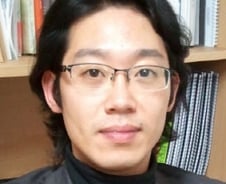 "누구나 비판하는 정치, 대안 내놓는게 정치컨설팅"