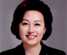 나경원 이어 신은경도...서울 중구 새누리 공천신청 철회