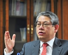 "1/3 등록금에 취업률 86% 대학 어디?"  