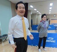 4·11 총선, "저절로 눈이가네 " 화제의 이슈메이커