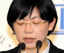 이정희 "용퇴보다 재경선이 책임있는 자세"