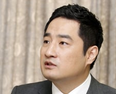 강용석, "변명치곤 너무 치졸…이정희 사퇴해야"