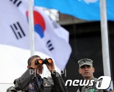 DMZ 찾은 오바마, 대북 발언 자제 배경은?