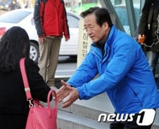 바쁜 정몽준, 새누리 총선 짬짬이 '지원 유세' 