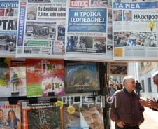 '퍼주기 복지'에 열광···20년 집권에 중산층은 죽었다