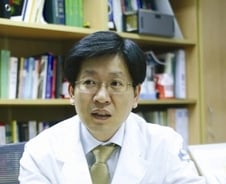 "치매·파킨슨·실명 3대 줄기세포 치료제 모두 도전"