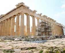 1억유로 버는 그리스 국립철도, 직원 임금에만 4억유로