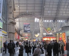 獨, 사상 최초 1조? 수출 비결은 '정치 리더십'